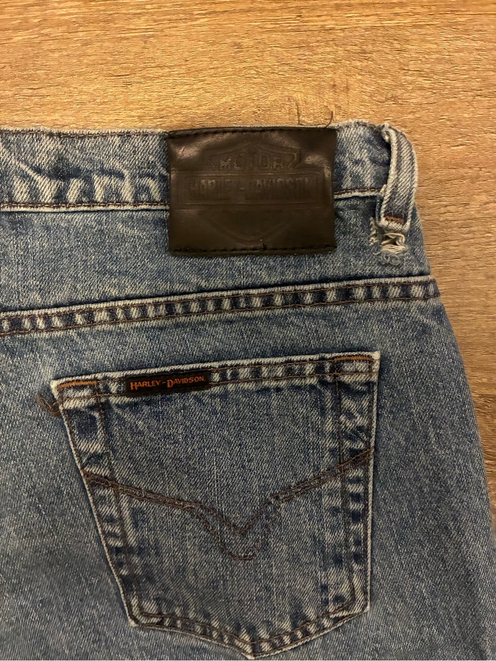Vintage Harley Davidson Women’s Mid rise jeans - Picture 4 of 5